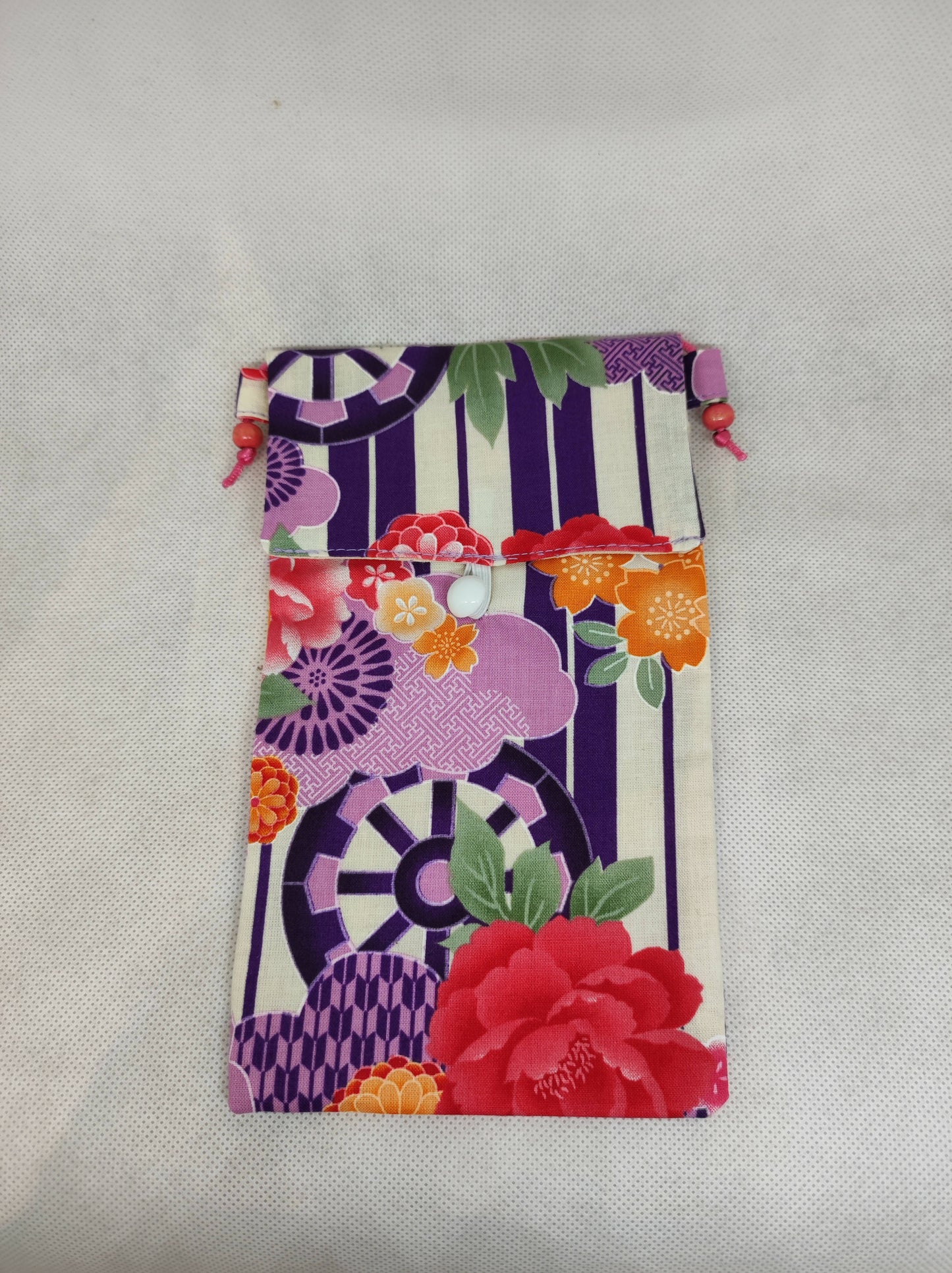 Pochette téléphone tissu fleuri